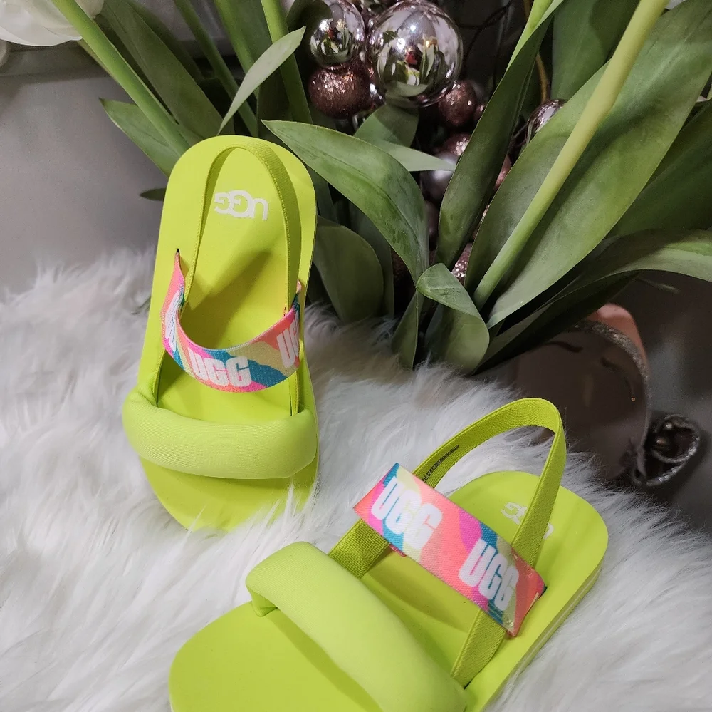 UGG Zuma Sling SlideGirls' Toddler brand new